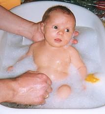 Bathtime gurgles